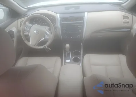 2015 Nissan Altima 2.5 из США, поврежденный, VIN 1N4AL3AP3FN885370